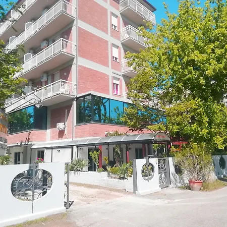 Ξενοδοχείο Rita