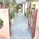 Rita Hotel